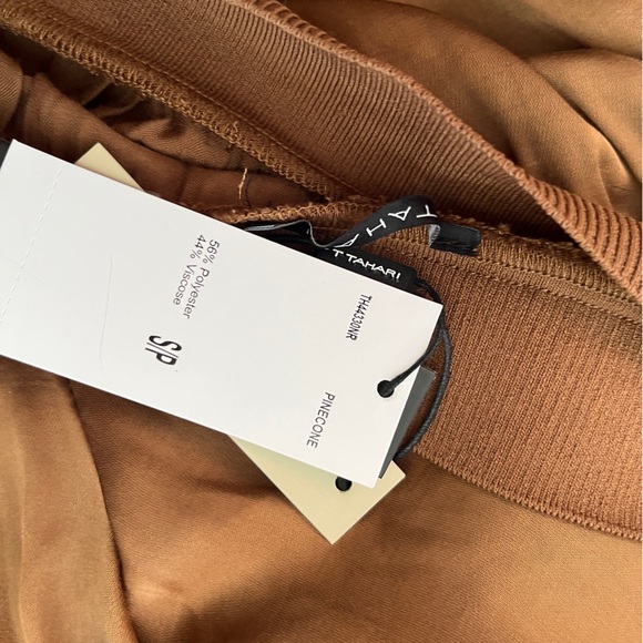 NEW--Tahari Airflow Wide Leg Pants – Size SP – Pinecone - Picture 3 of 14